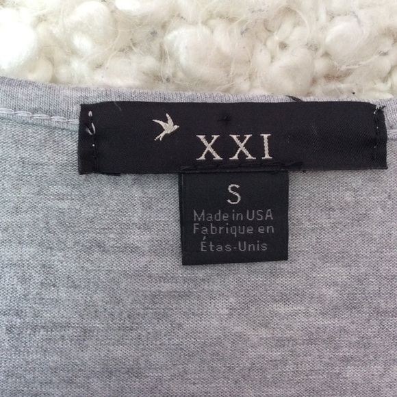 💥3 for $20💥 XXI top with lace and ruffle detail - Picture 6 of 6